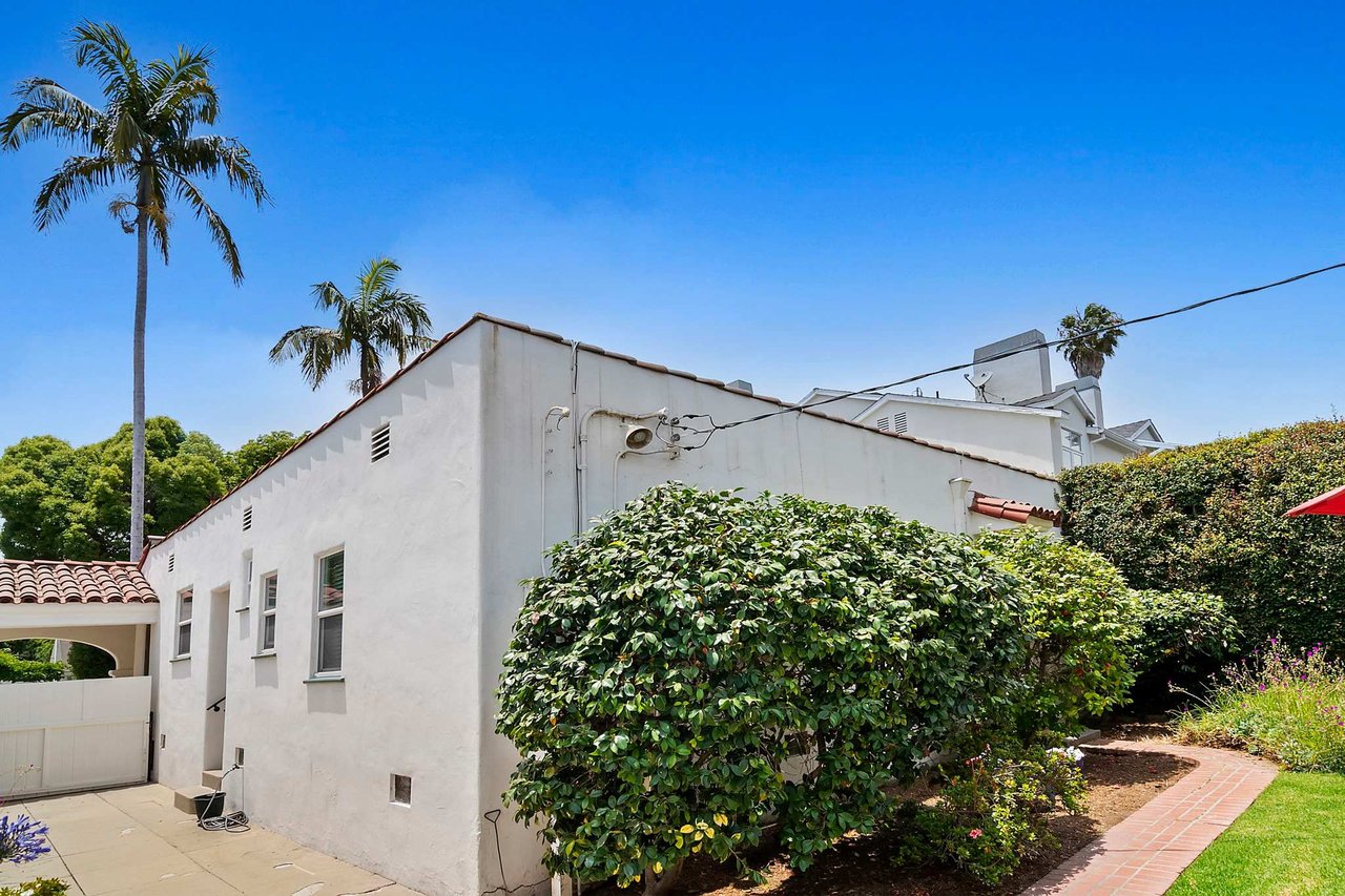 2238 Camden Ave