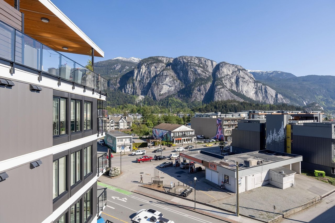 515-1365 Pemberton Avenue, Squamish