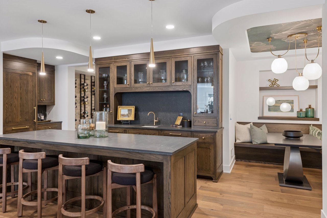 4909 Rolling Green Pkwy, Edina