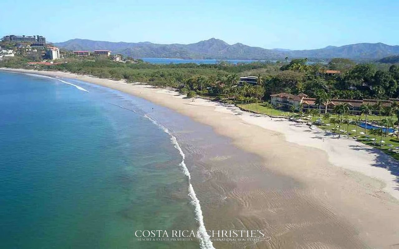 Playa Flamingo Steps To The Beach