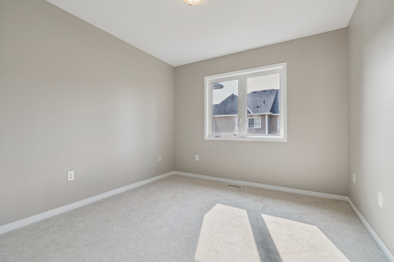 Freehold Townhouse on Quiet Court