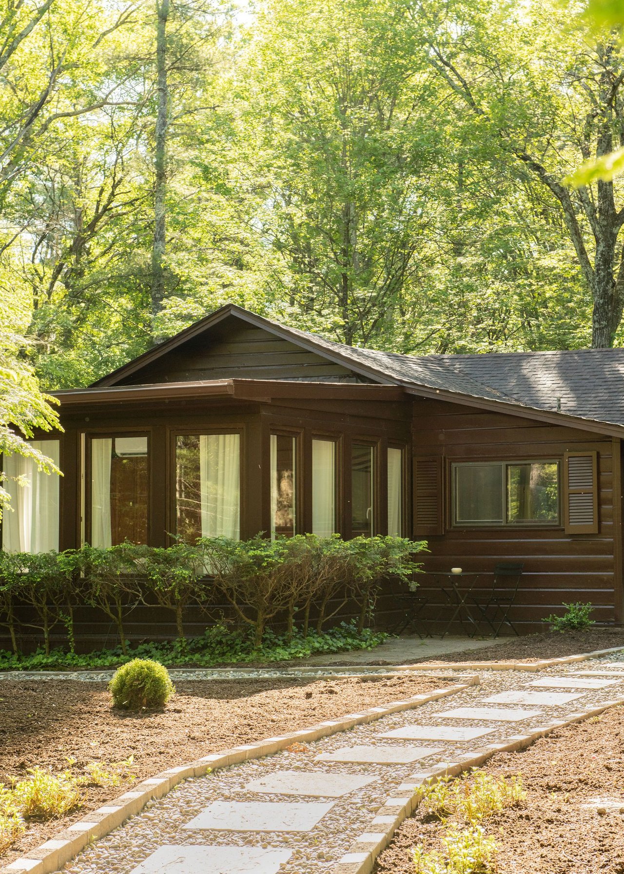 276 Chestnut Hill Road, Woodstock