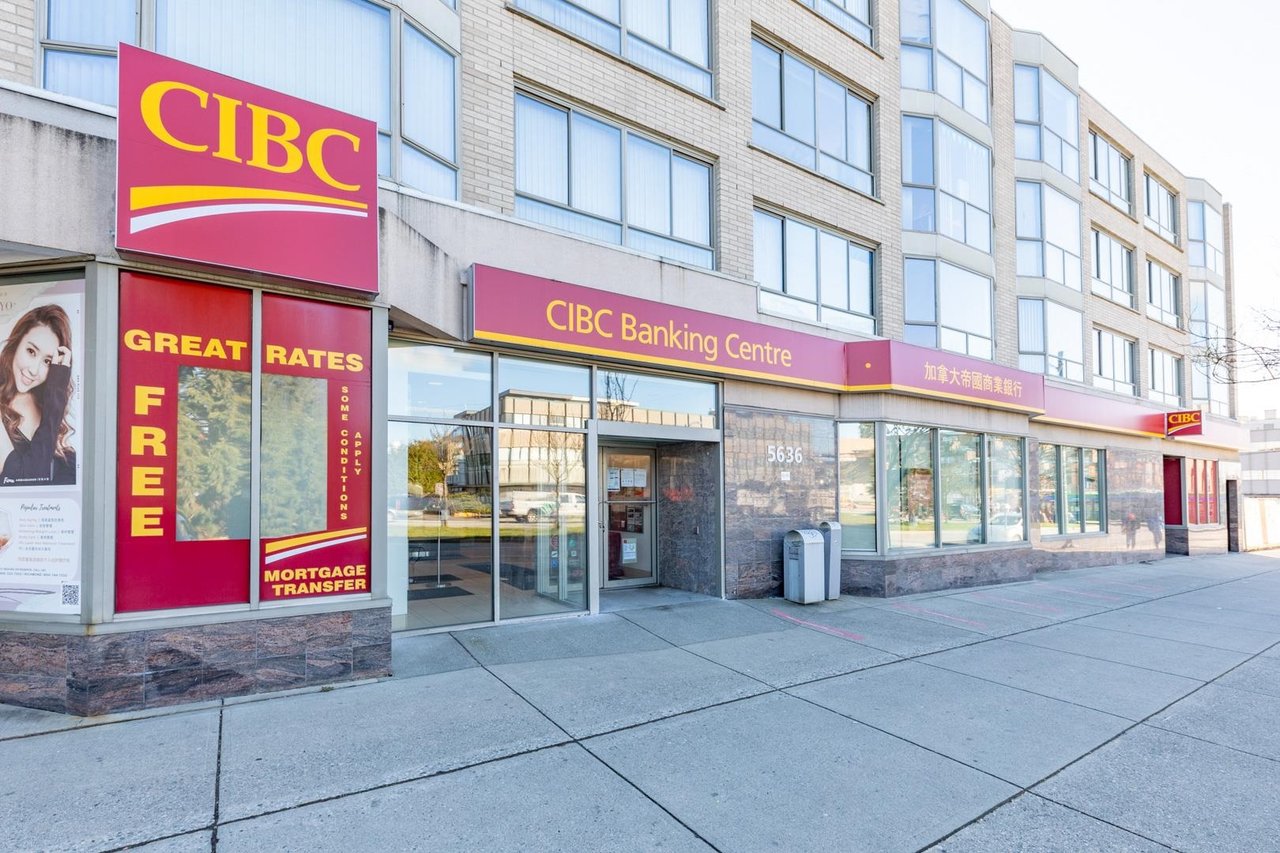 401-4988 Cambie St