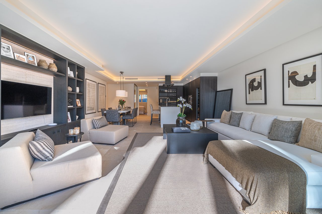 Private Residence at Marina de Puente Romano – Marbella, Spain