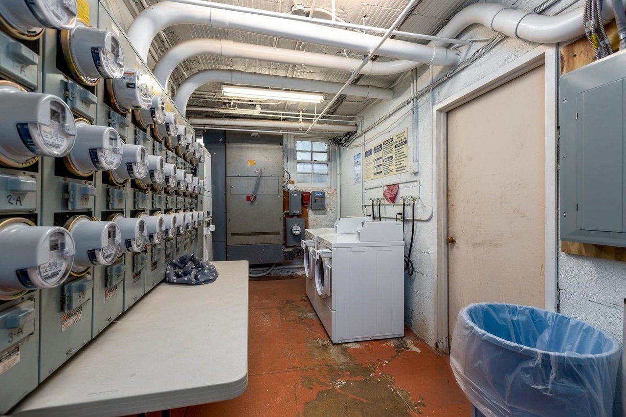 3039 Macomb St NW, Unit 18