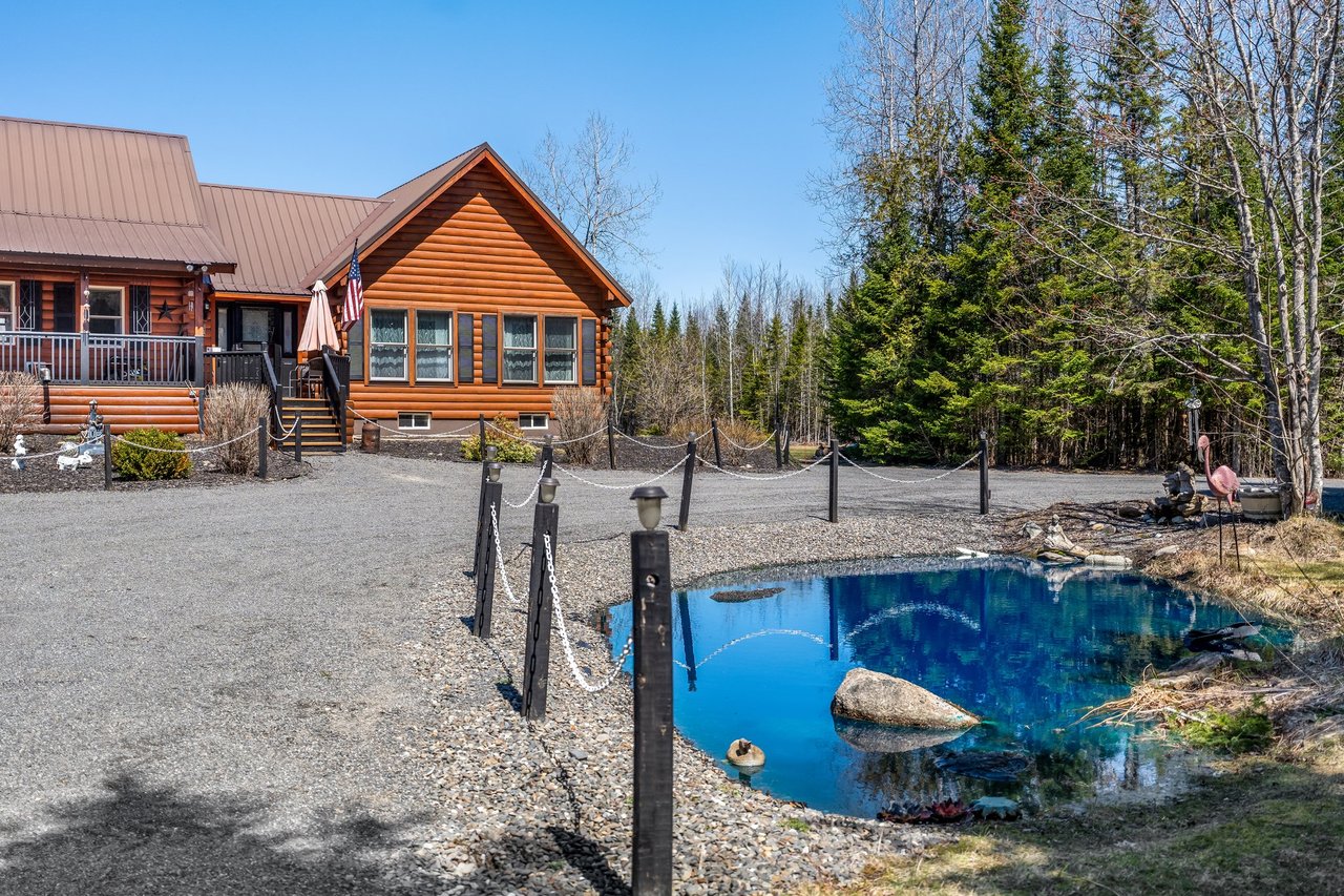 291 River Road Milo, ME 04463-1603