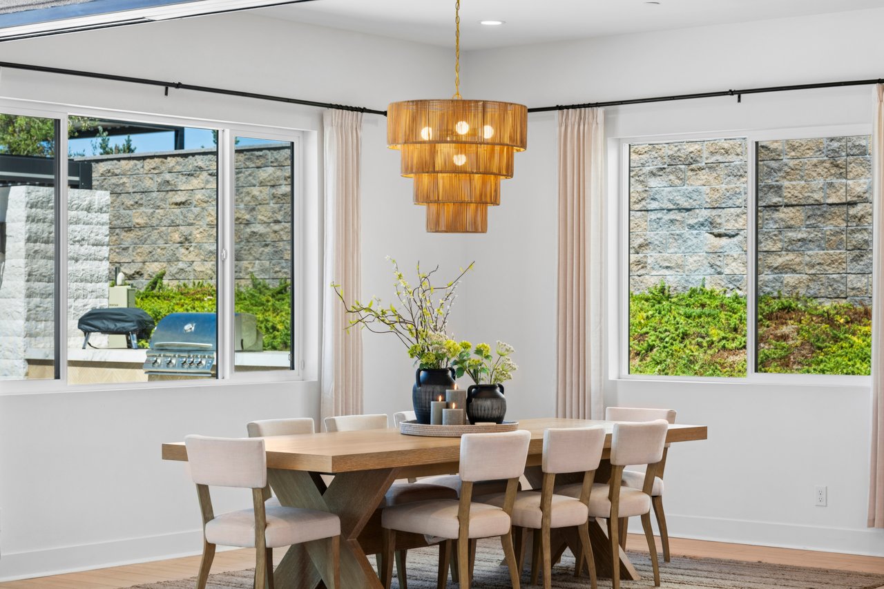 18411 Boulder Bluff