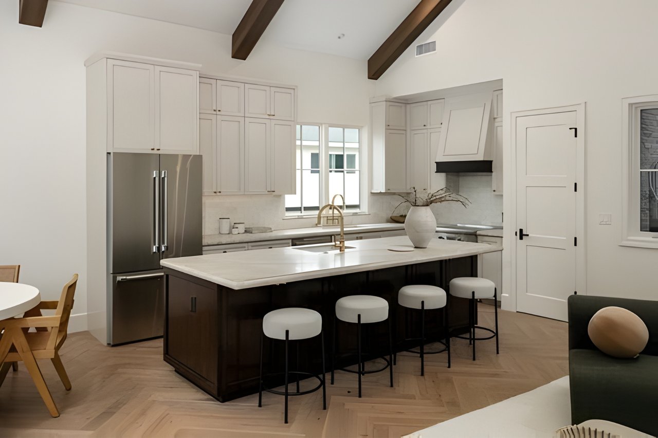 160 Waverley St, Palo Alto, CA 94301