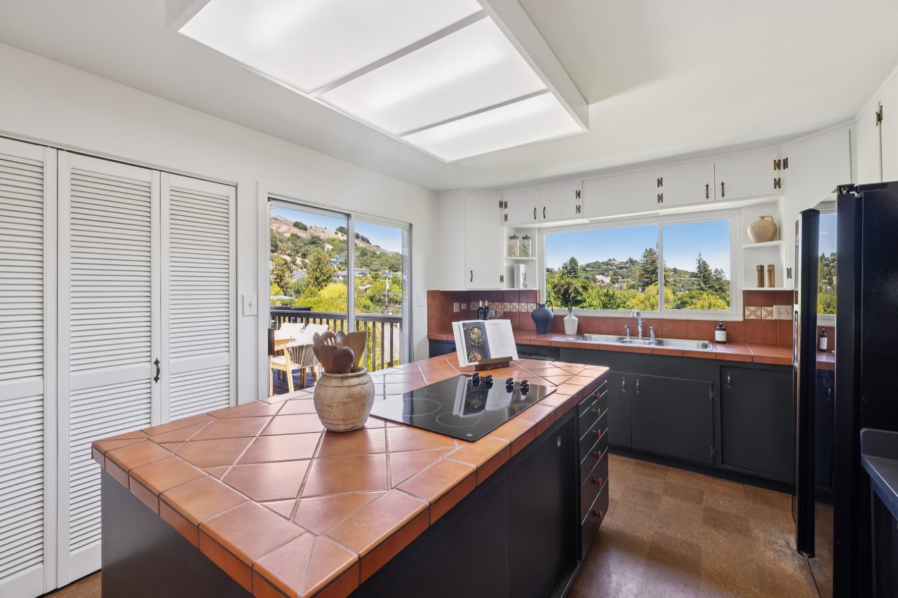 50 Balboa Ave