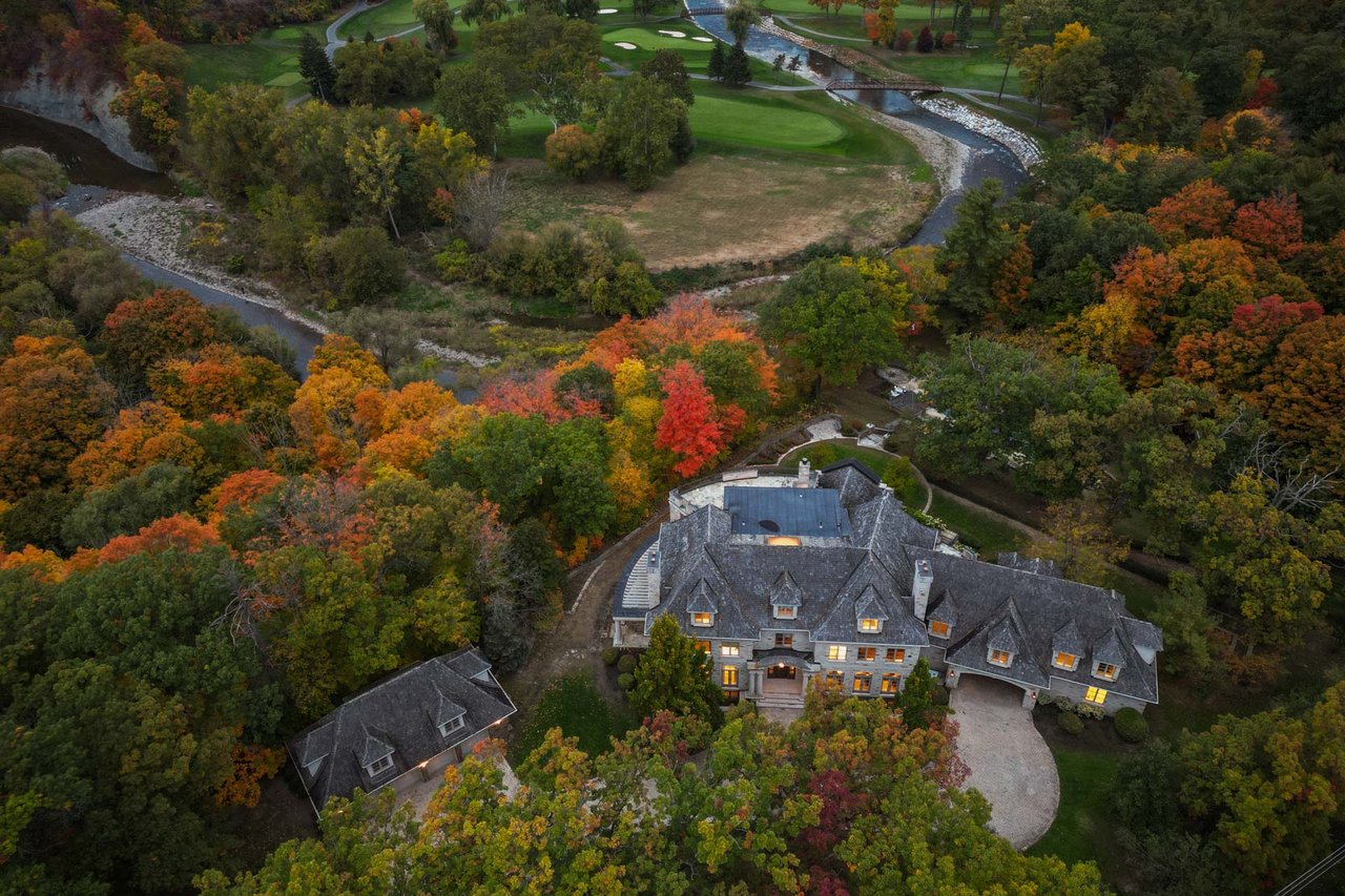 1343 Blythe Road Inside Mississauga's most prestigious estate - Image