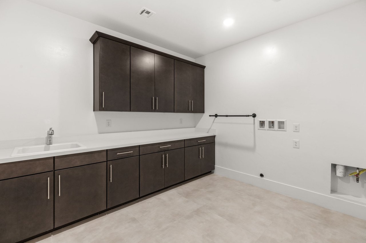 423 Sand Dune Arch Street 