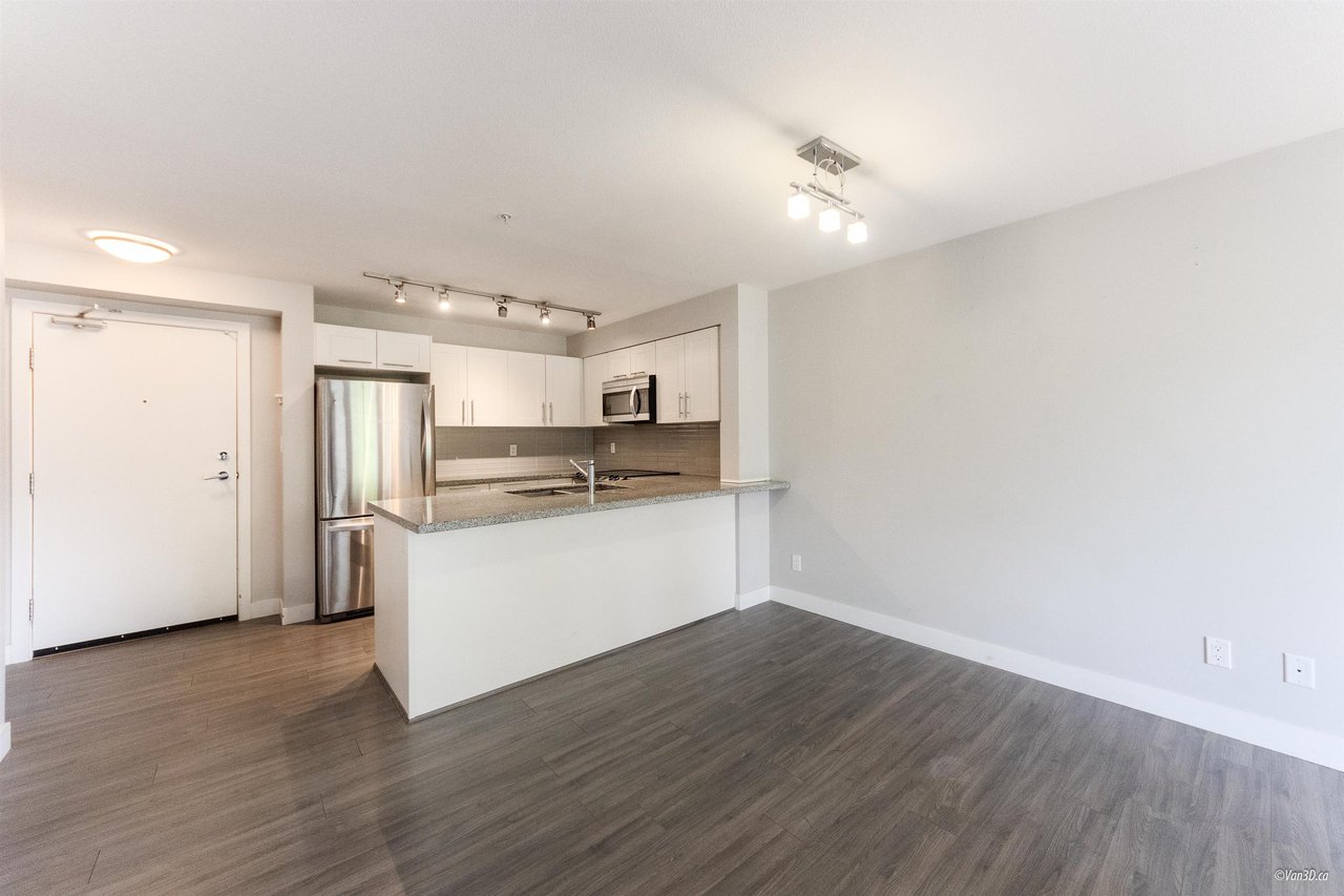208-12075 Edge Street, Maple Ridge