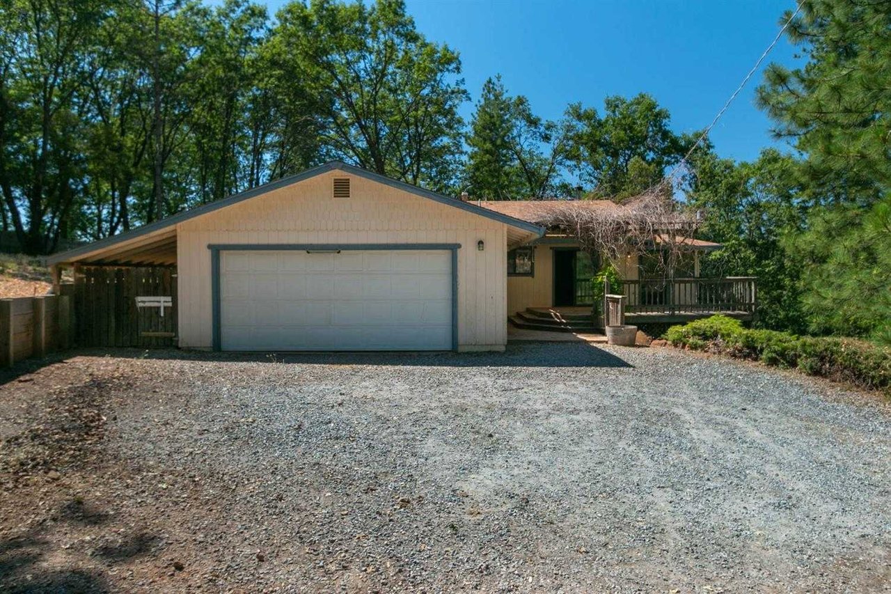 3235 Saddlehill Ct