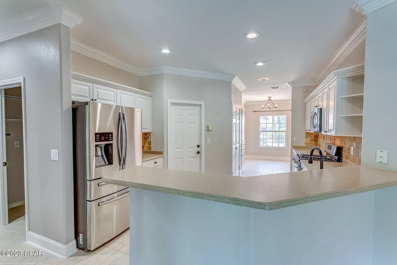 3308 Azalea Circle