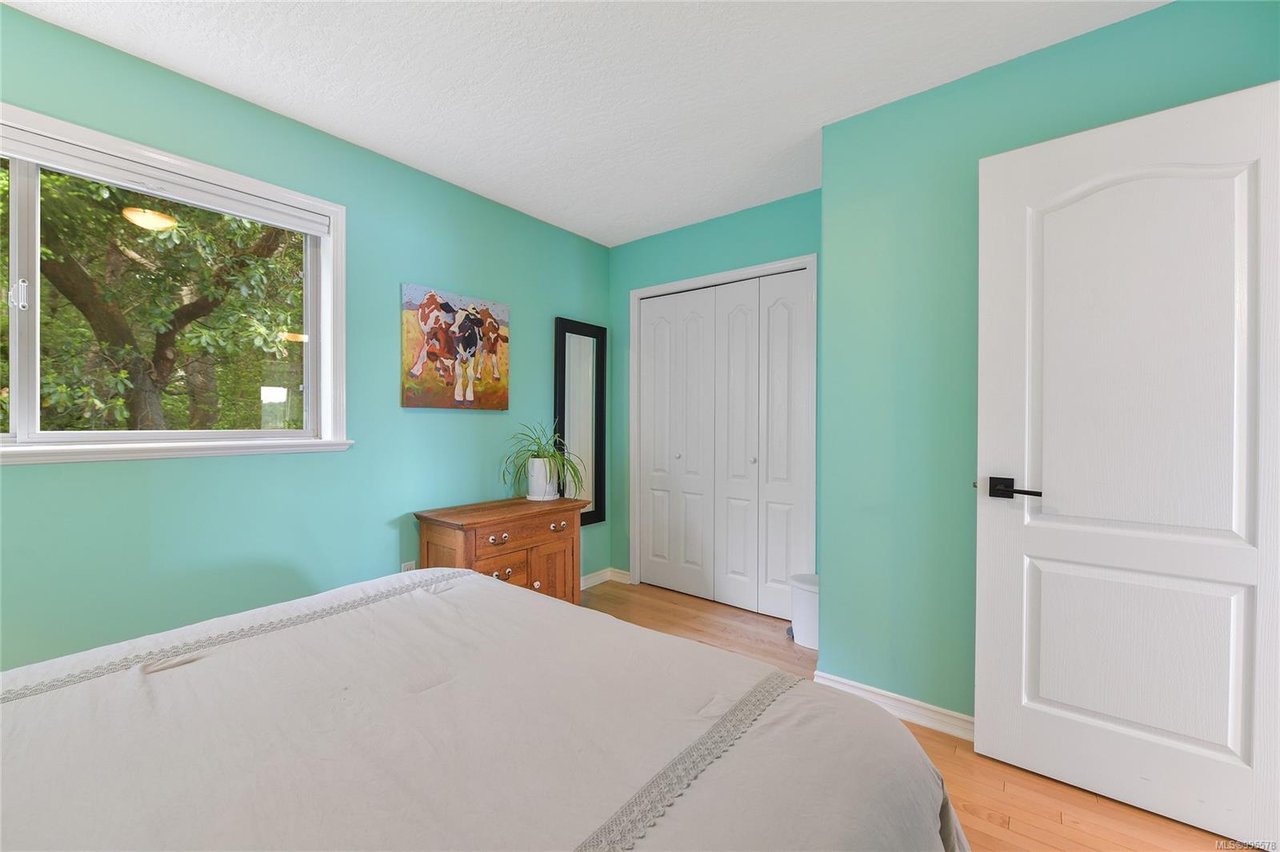 12-127 Aldersmith Pl