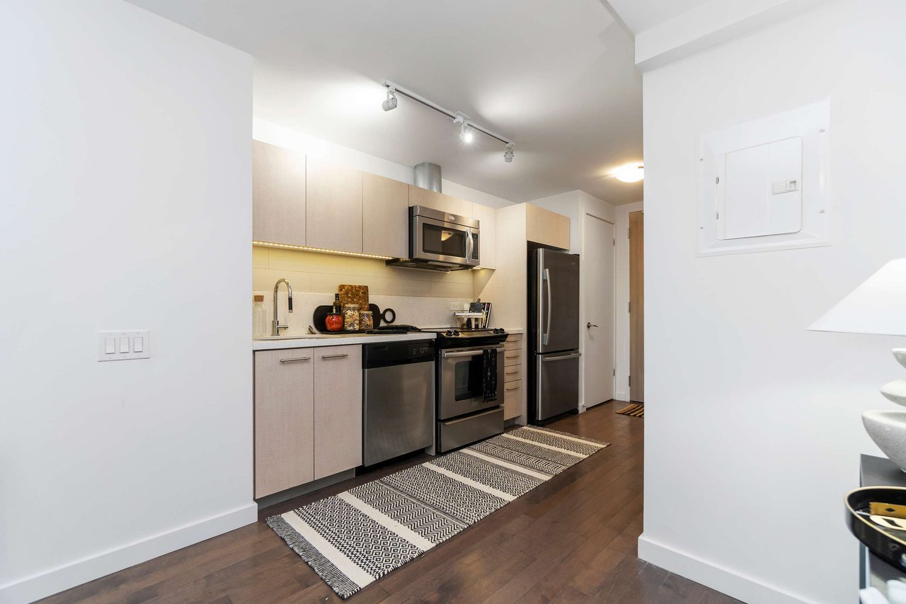 210-390 Cherry Street