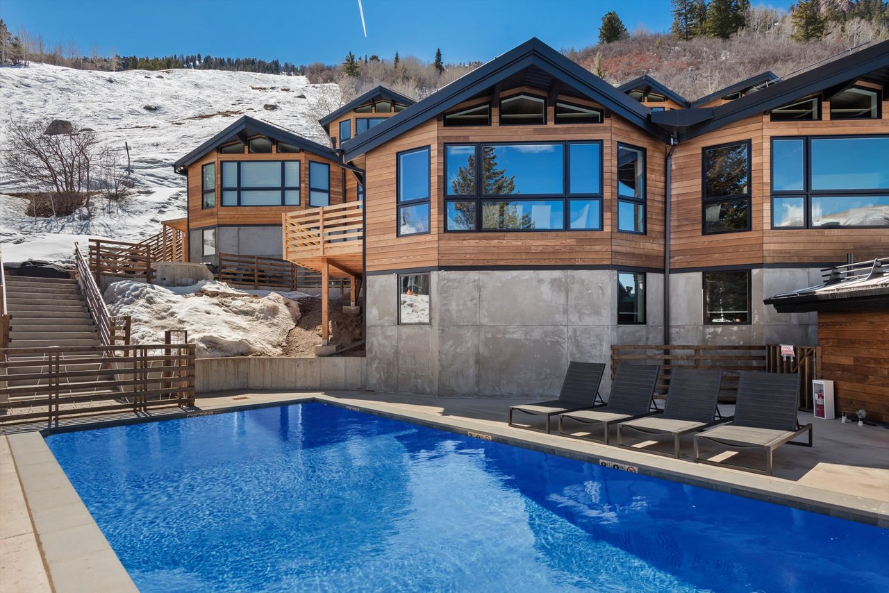 Nestled on Aspen Mountain 