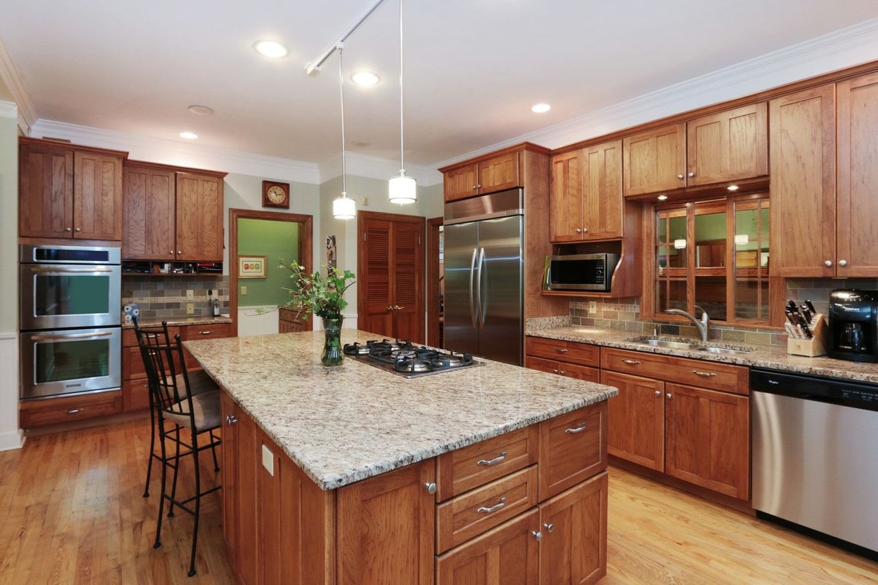 1509 Parkview Dr
