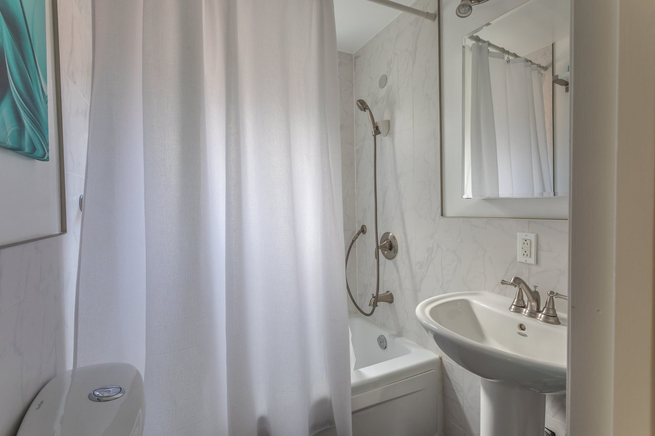JUNCTION TRIANGLE TOWNHOME