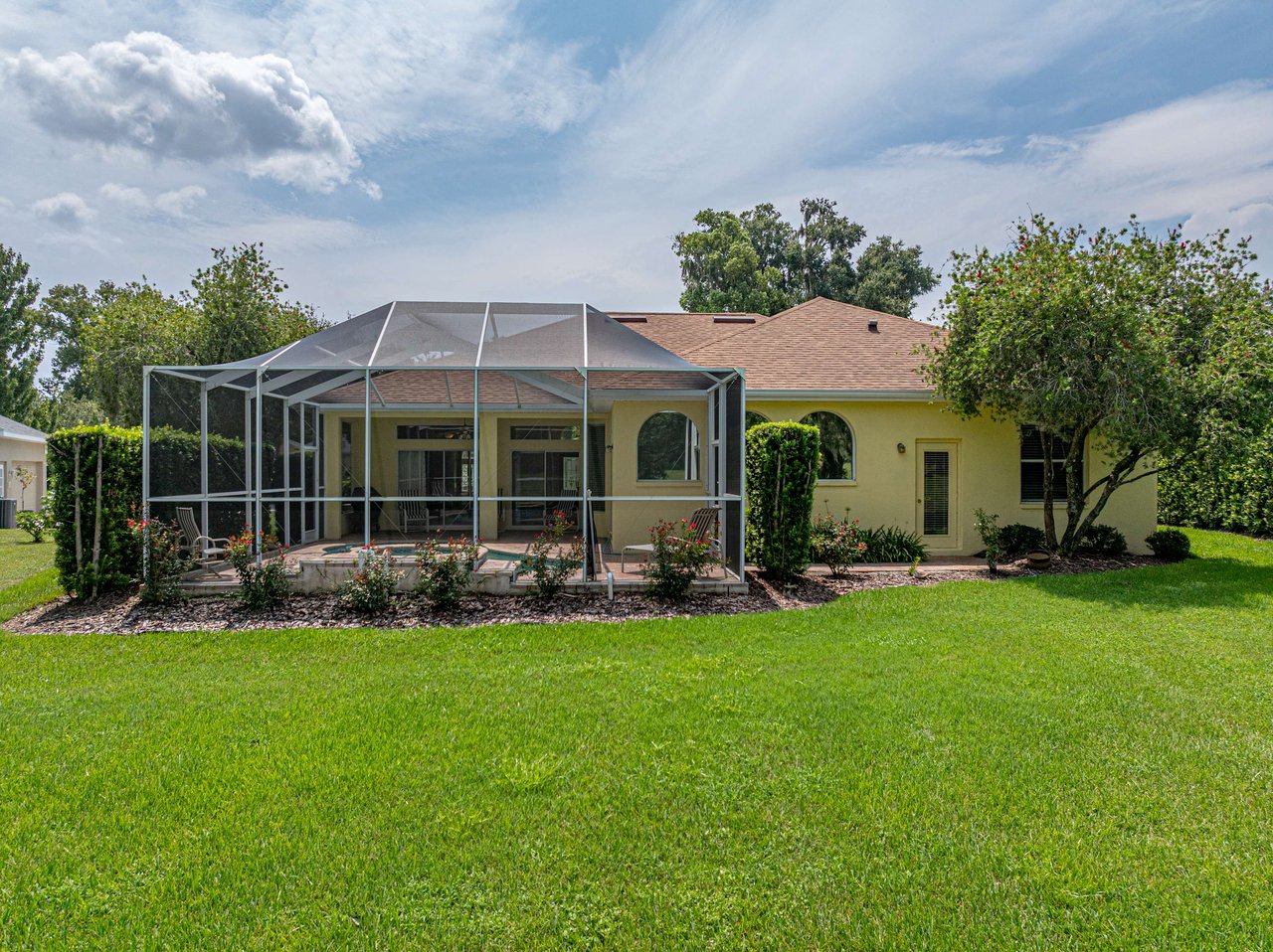 12427 FOREST HIGHLANDS DR