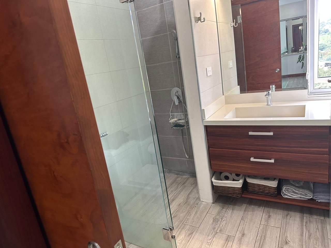 Sustainable Smart Home, Ciudad Colon, San Jose