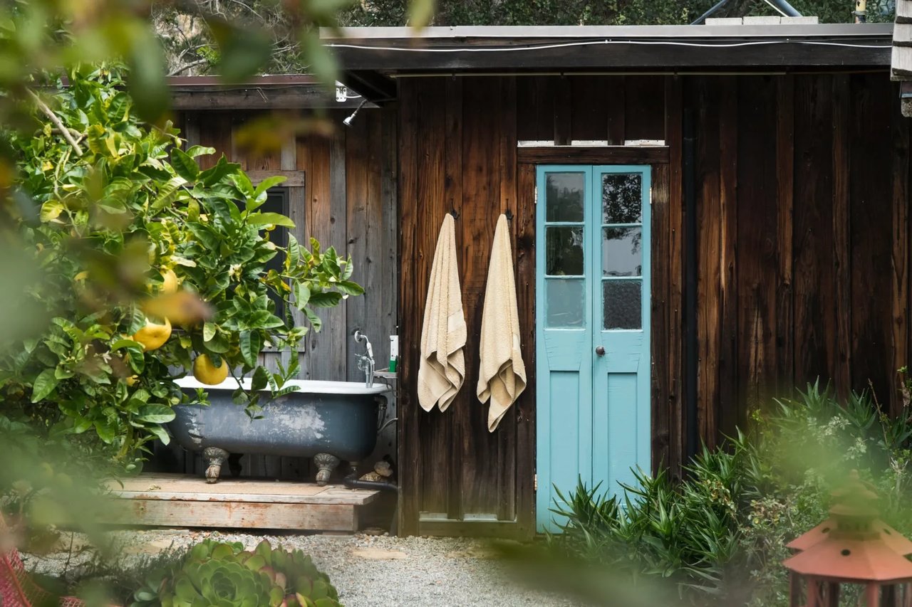 COAST RANCH - BIG SUR LUXURY RENTAL