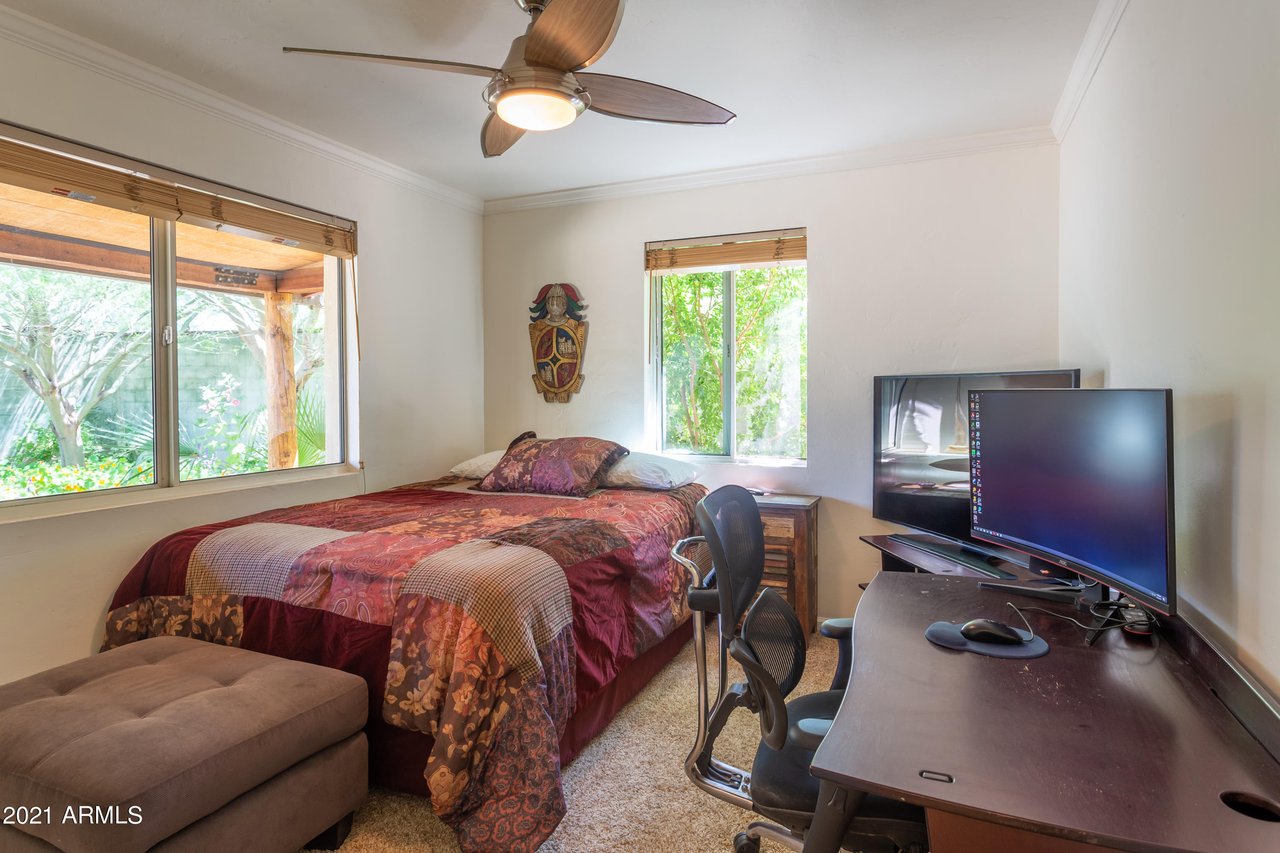 5135 E Indian School Road