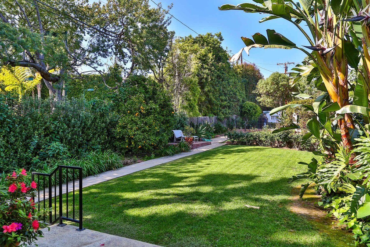 Traditional Tennis Court Estate in the Park