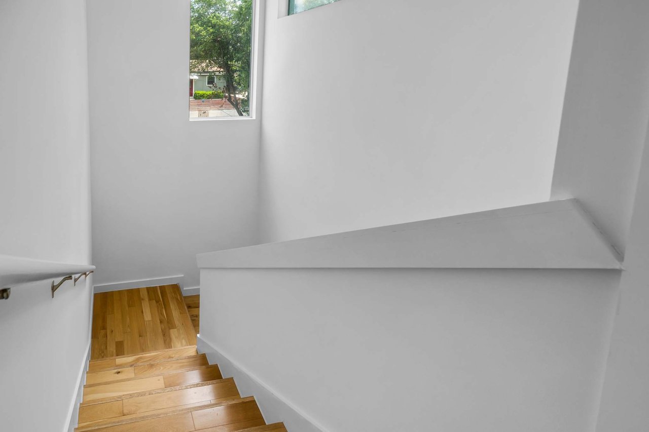 Zagorski Duplex -78704 Close to Downtown and Zilker~