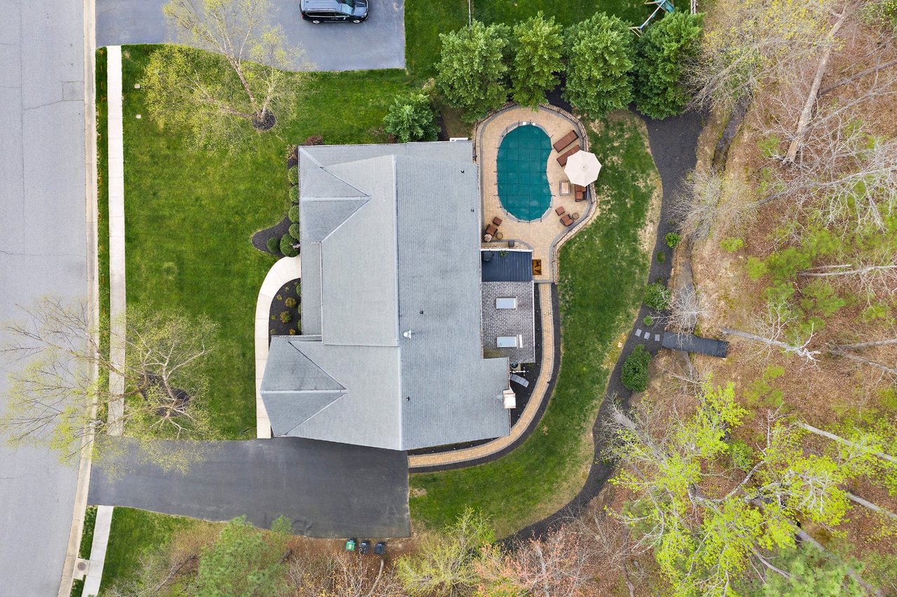 3731 Riverdowns North Drive