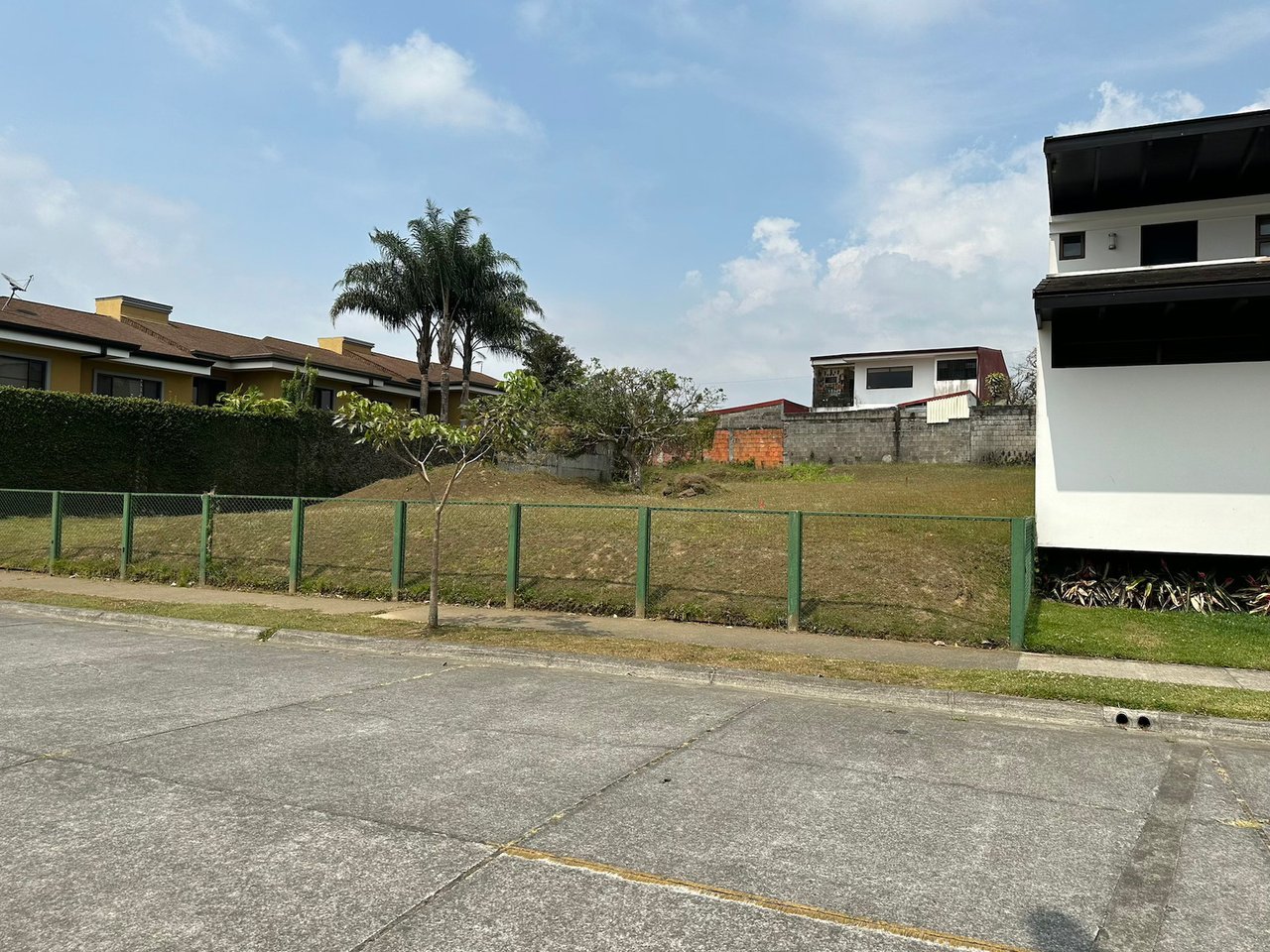 Gated Residential Building Lot, Curridabat, San Jose