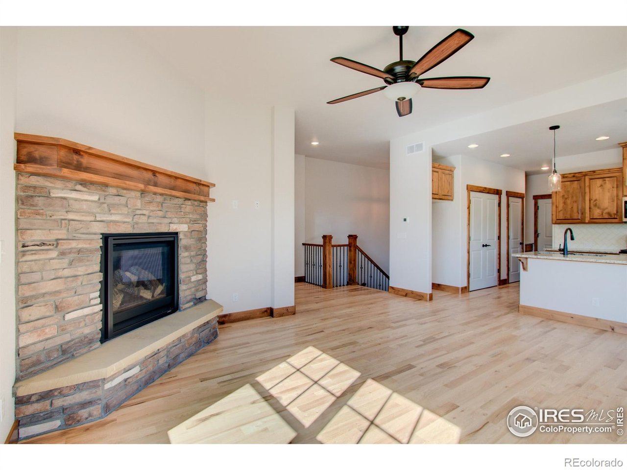 3571 Saguaro Dr