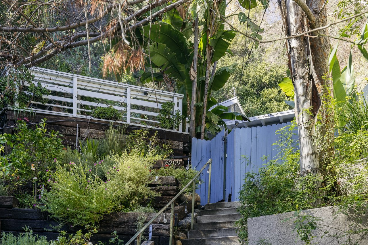 Tranquil and Private Mid Century in Beachwood Canyon