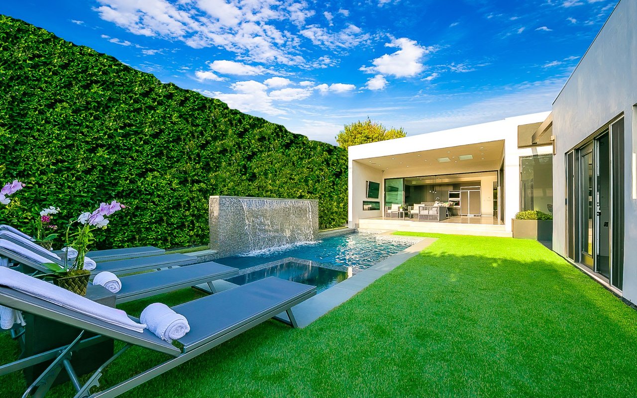 The Four Seasons Villa