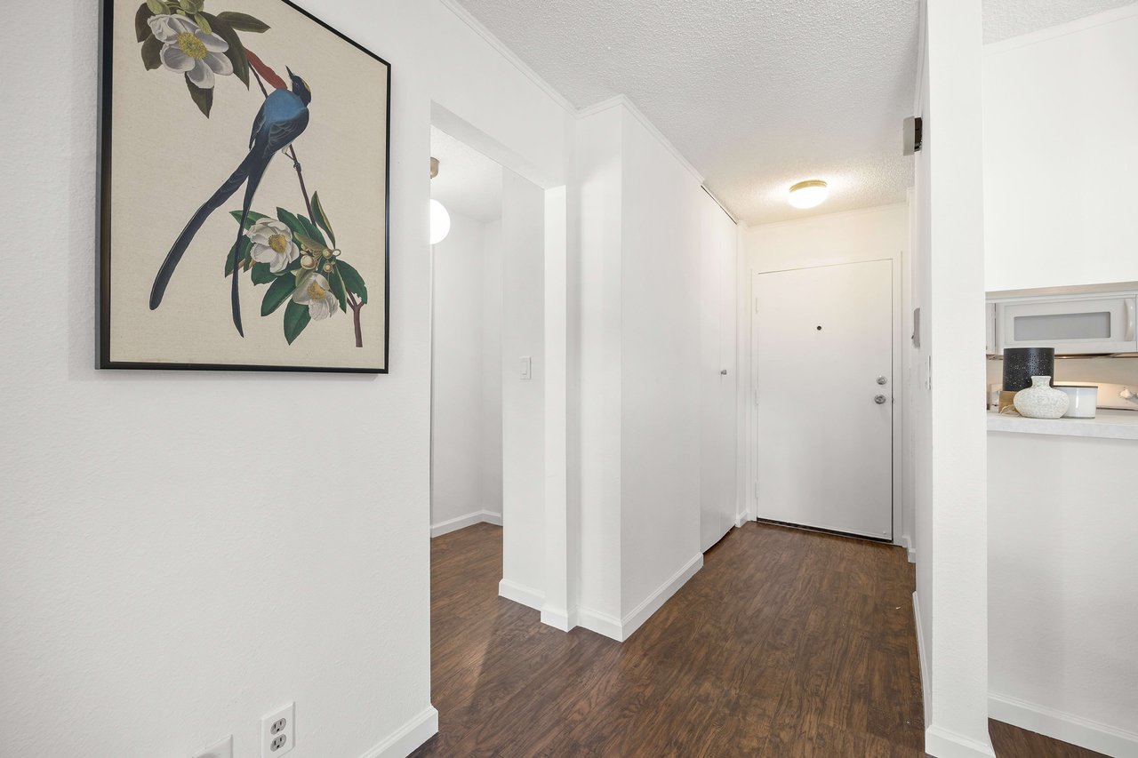 397 Imperial Way #210, Daly City