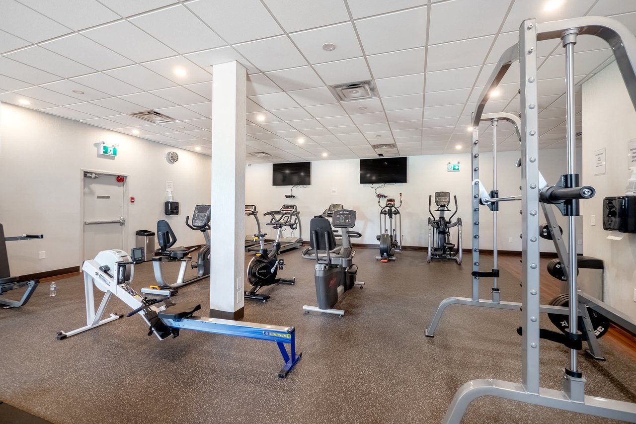 820 Burnhamthorpe Road #702