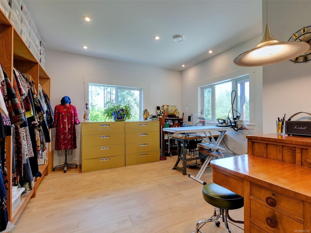 4271 Cherry Point Close