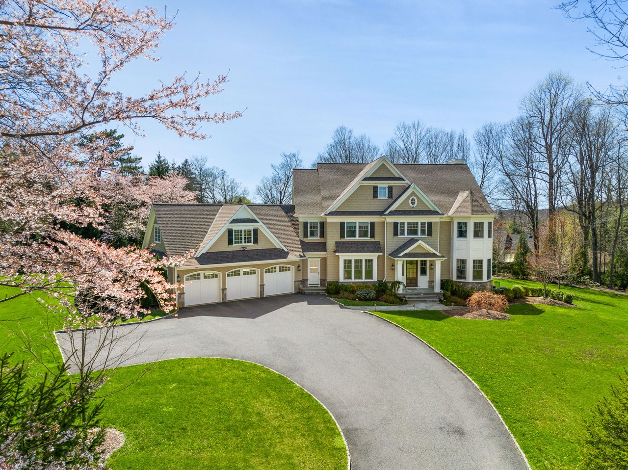 855 Hardscrabble Rd, Chappaqua NY