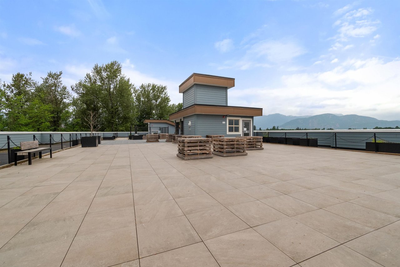 508-45562 Airport Rd