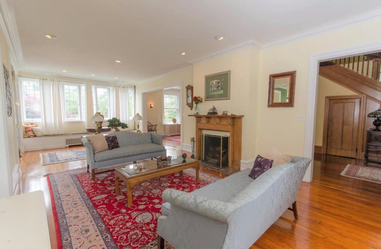 121 Pennswood Rd