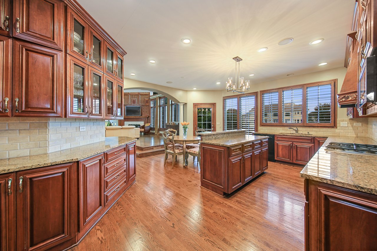 9295 Cascade Cir