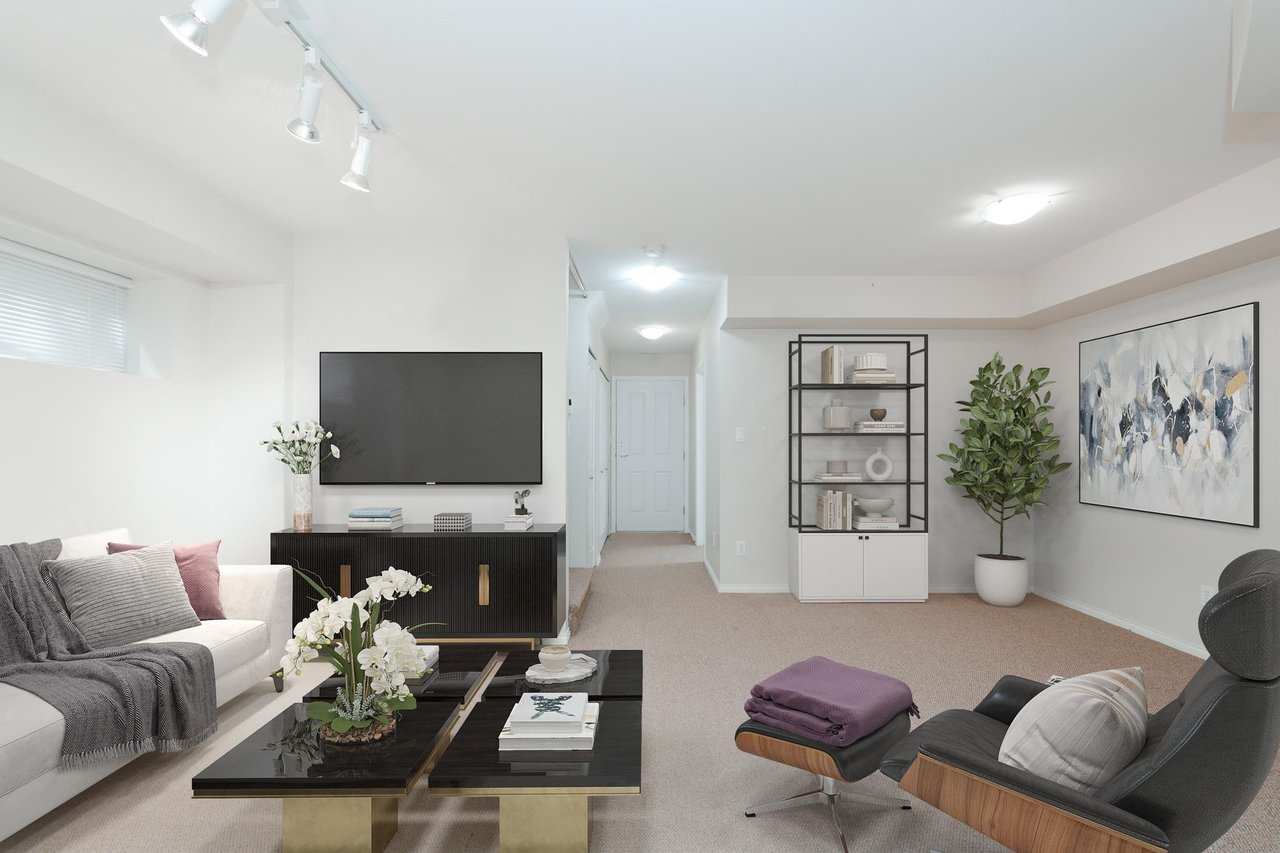 39-8701 16th Ave