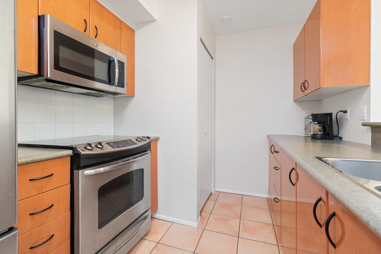 611-2733 Chandlery Pl