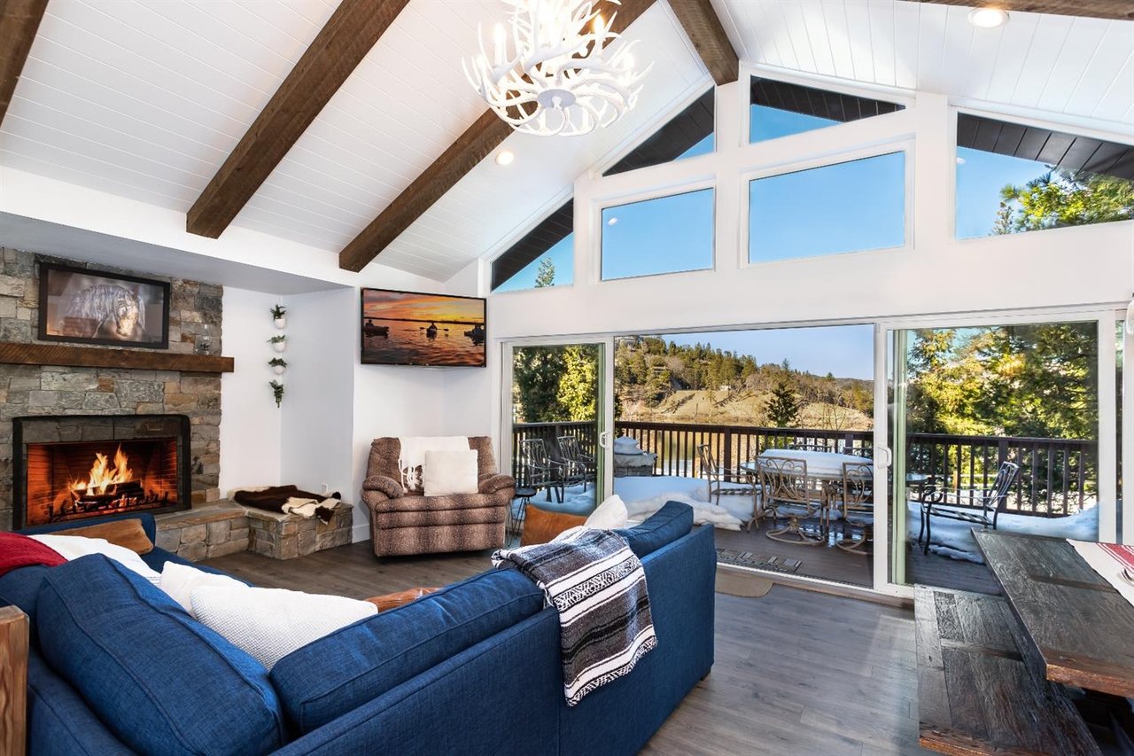 24379 San Moritz