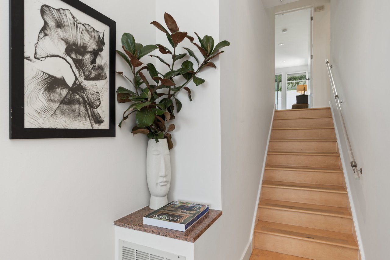 Generously Sized Condo Near Duboce Park