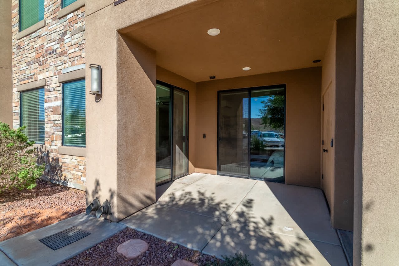 5228 N Villas Dr #4-102