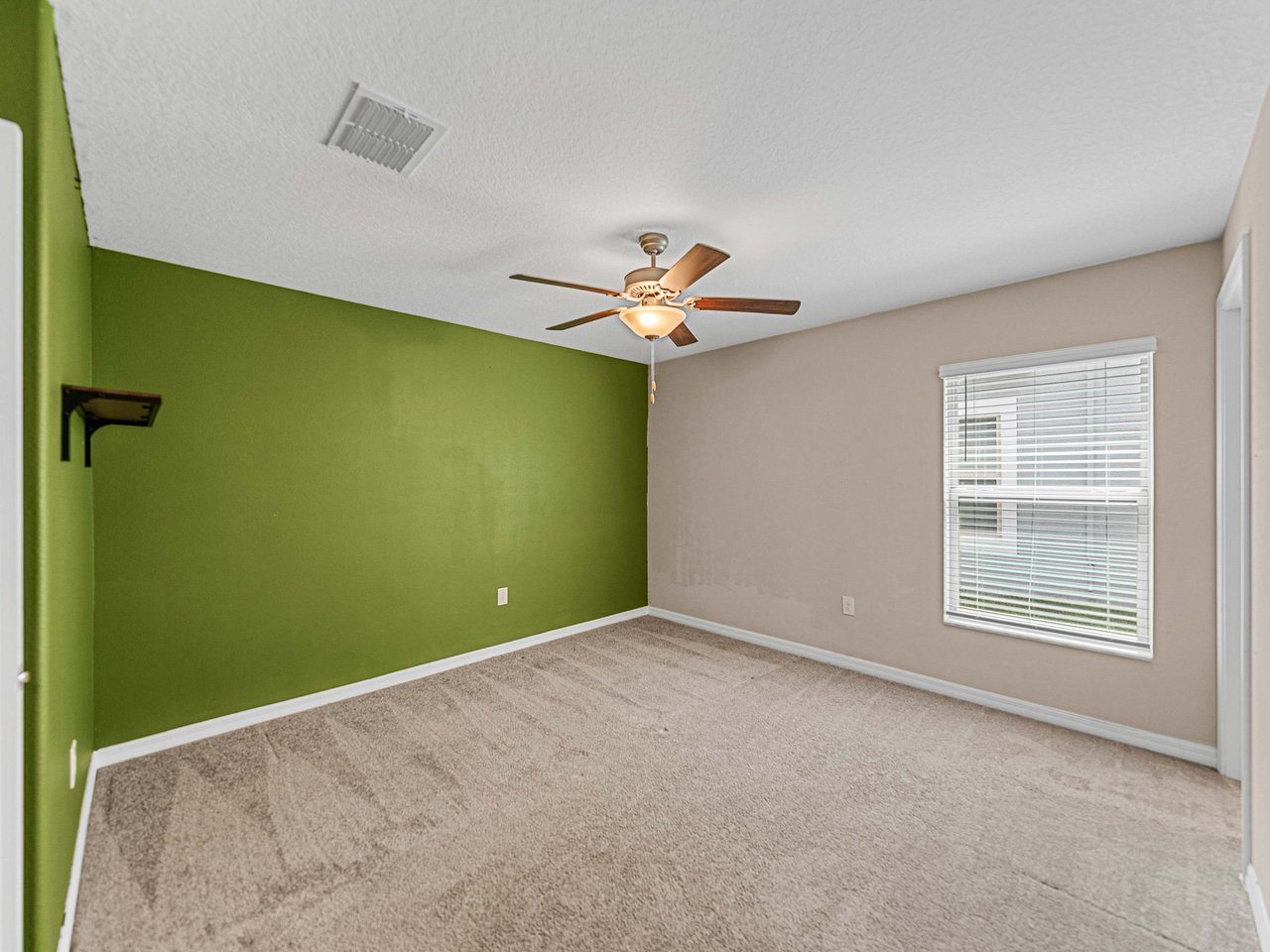 5474 LESLIE CANYON DR
