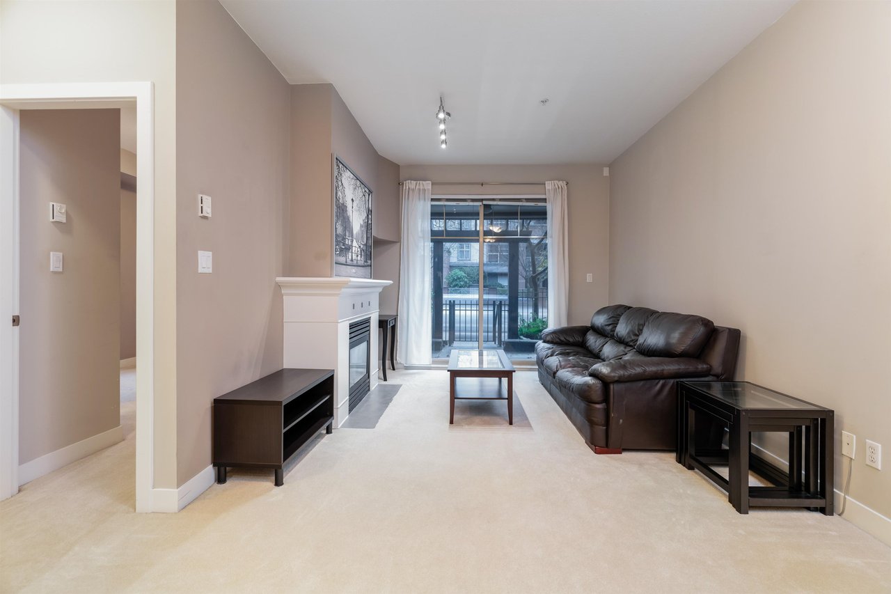 111-2330 Wilson Ave