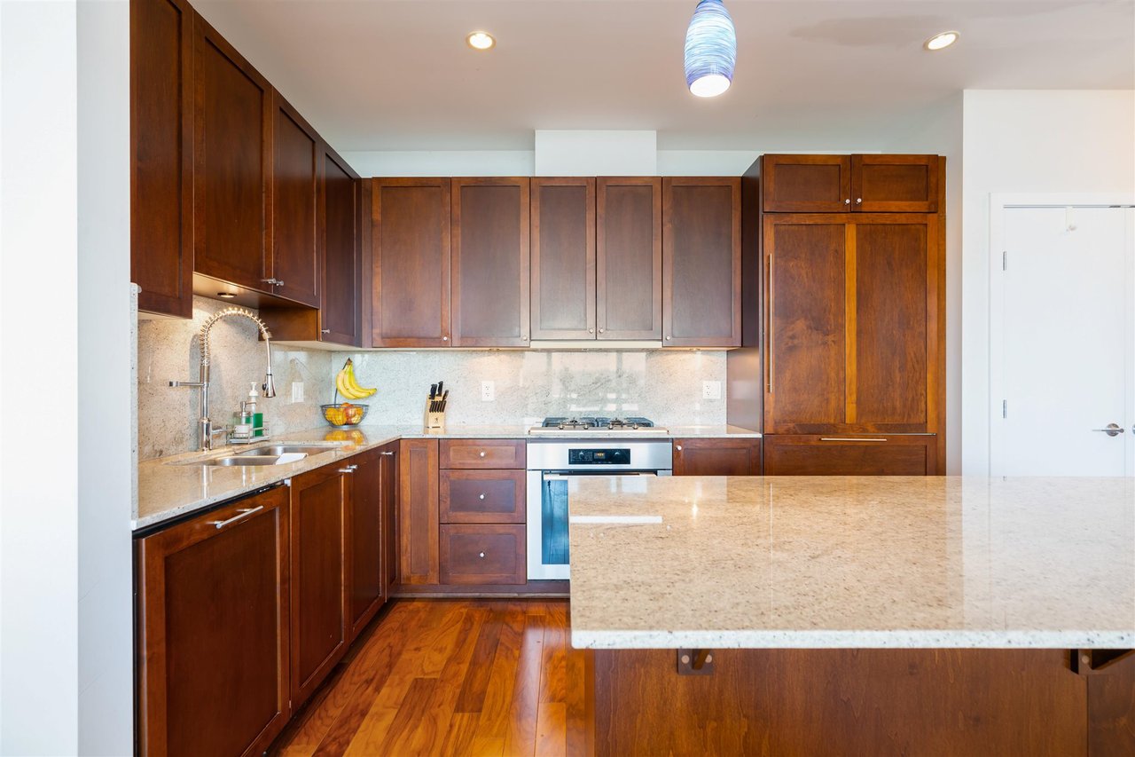 2706-280 Ross Dr