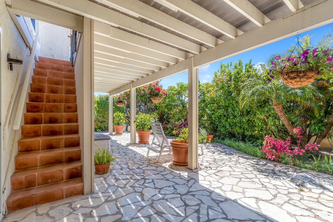 5 Beachcomber Drive